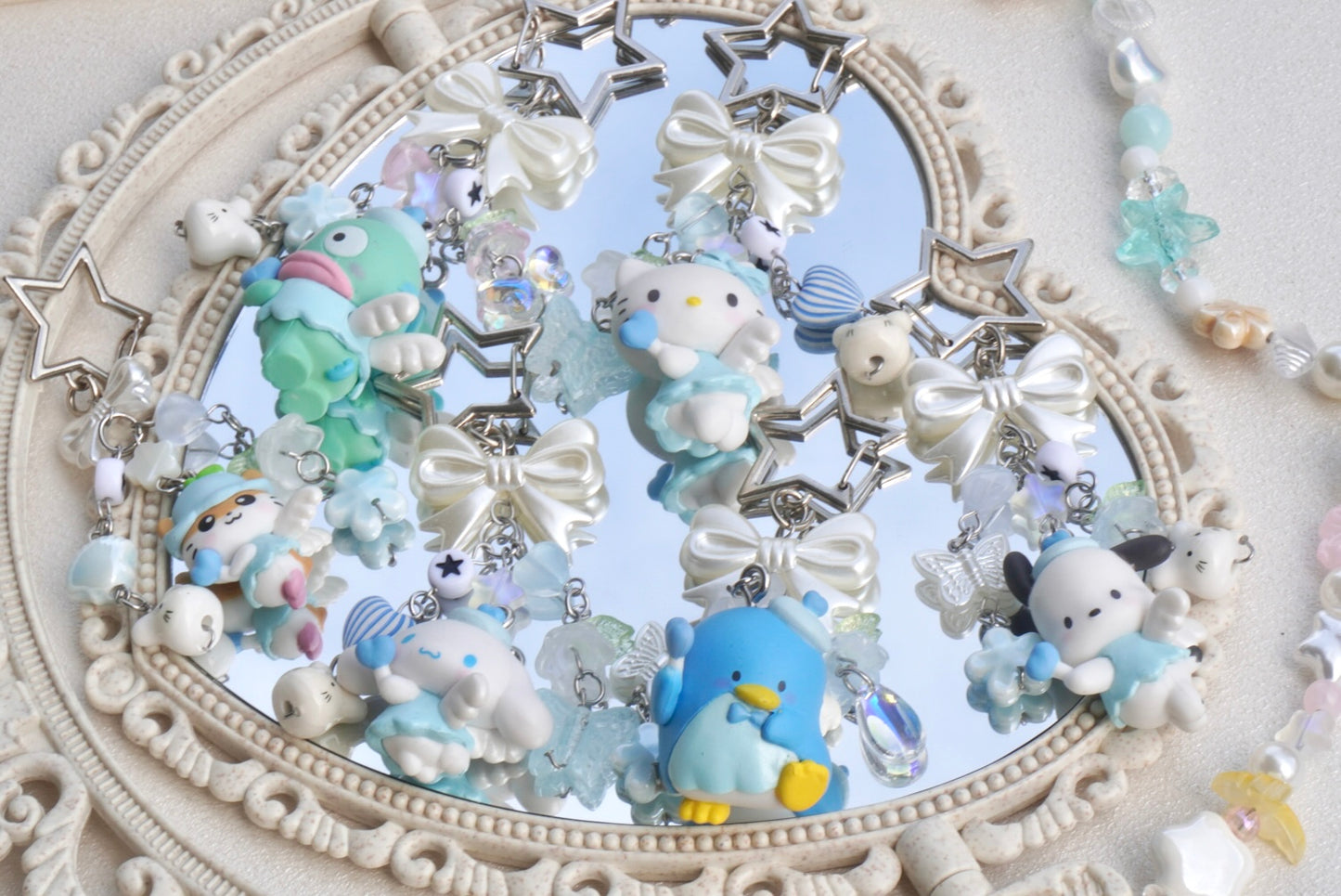 Sanrio Characters Lovely Guardian Swing Keychain