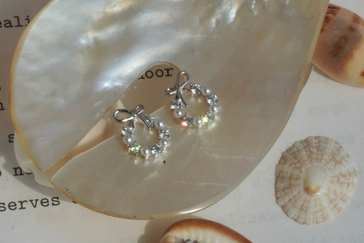 Eva Ribbon Earrings