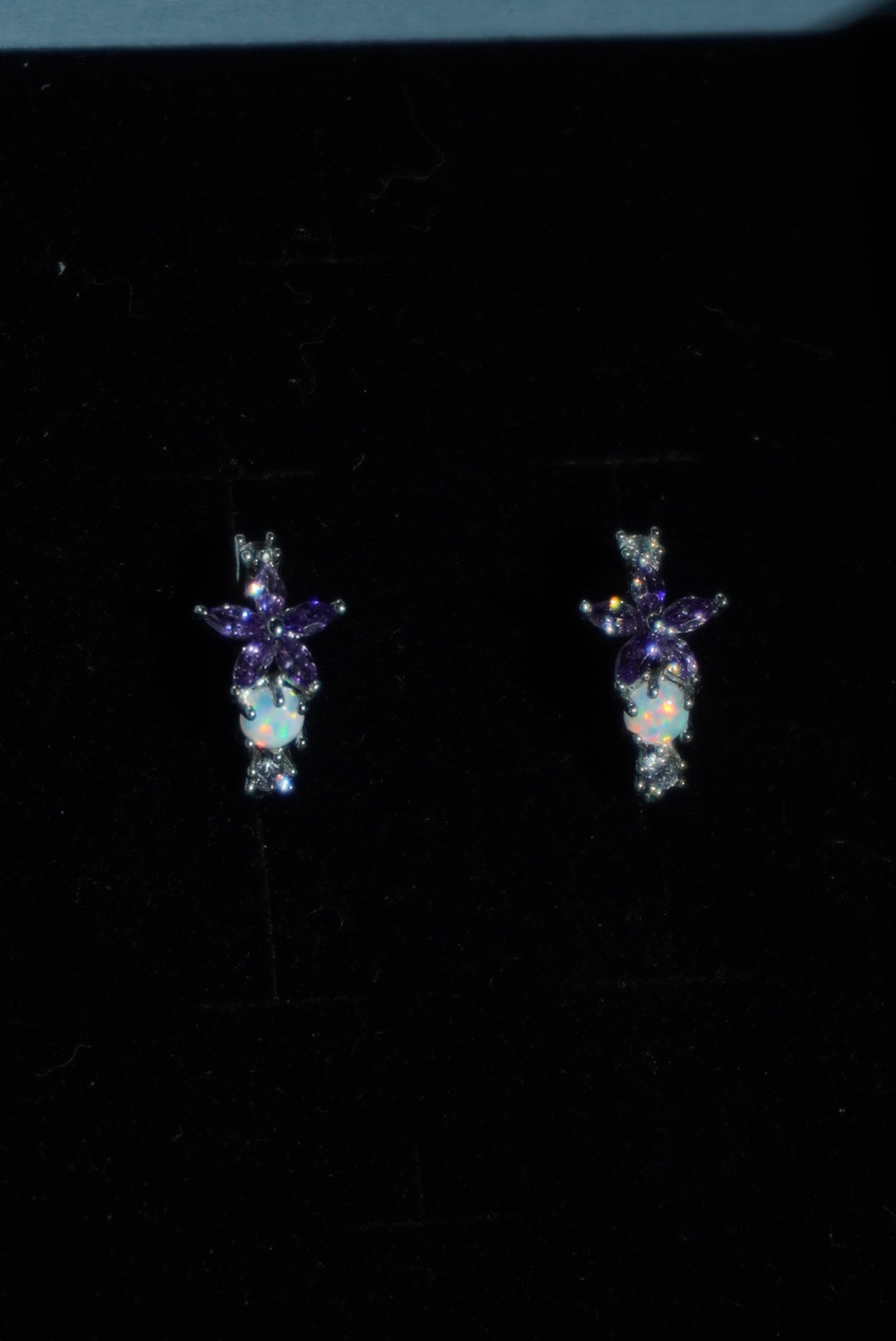 Fleur Earring Huggies