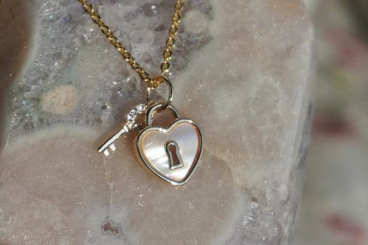 Heartlet Necklace